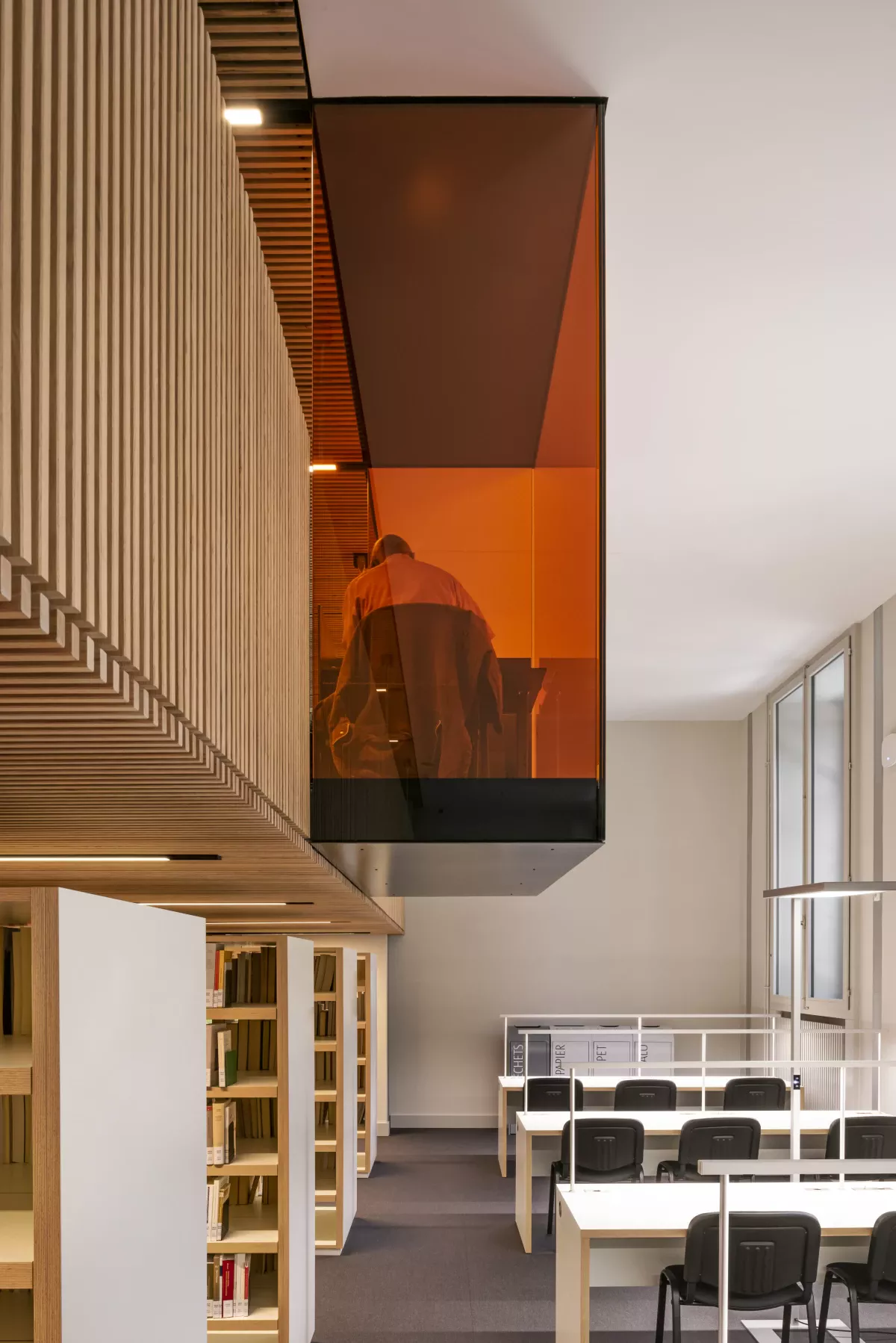 Bibliothèque de l'université de Genève _ Site des Bastions