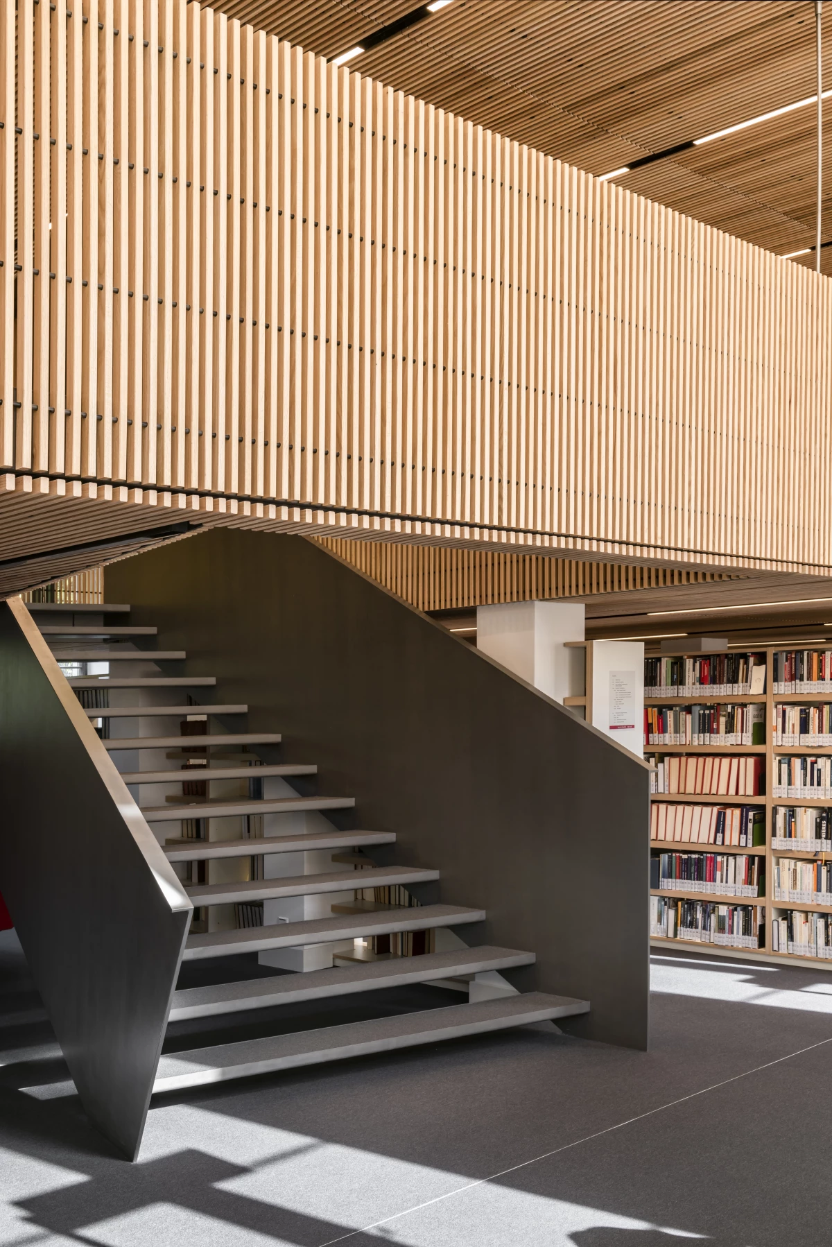 Bibliothèque de l'université de Genève _ Site des Bastions