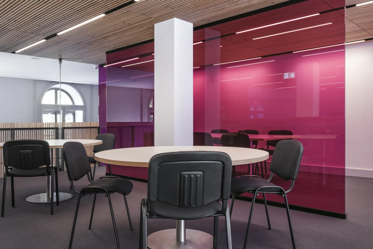 Bibliothèque de l'université de Genève _ Site des Bastions