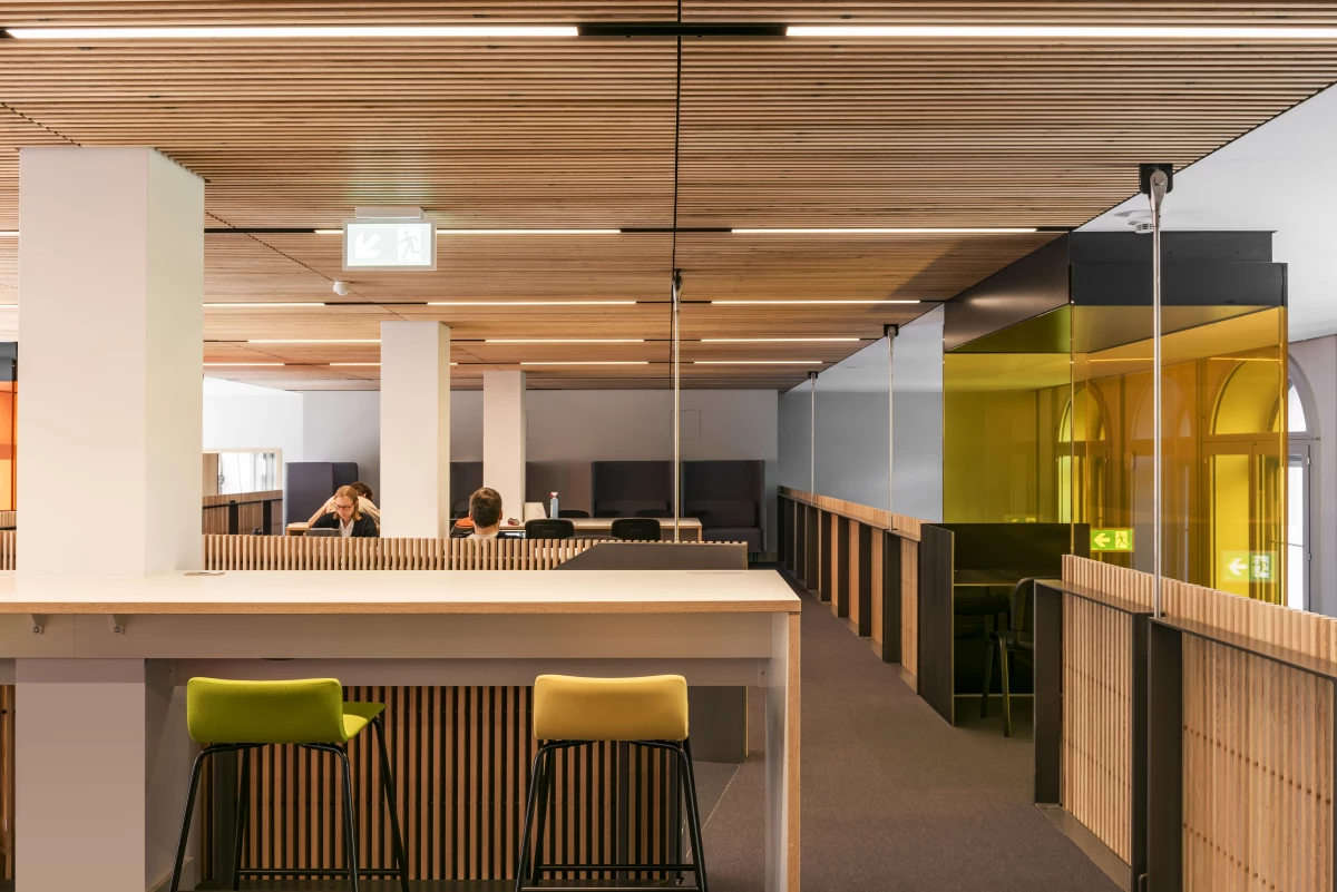 Bibliothèque de l'université de Genève _ Site des Bastions