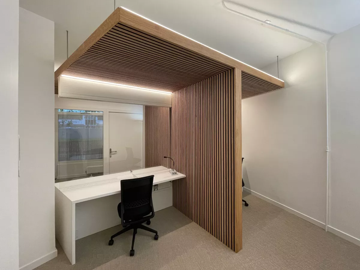 Aménagement de surfaces administratives  et d'accueil